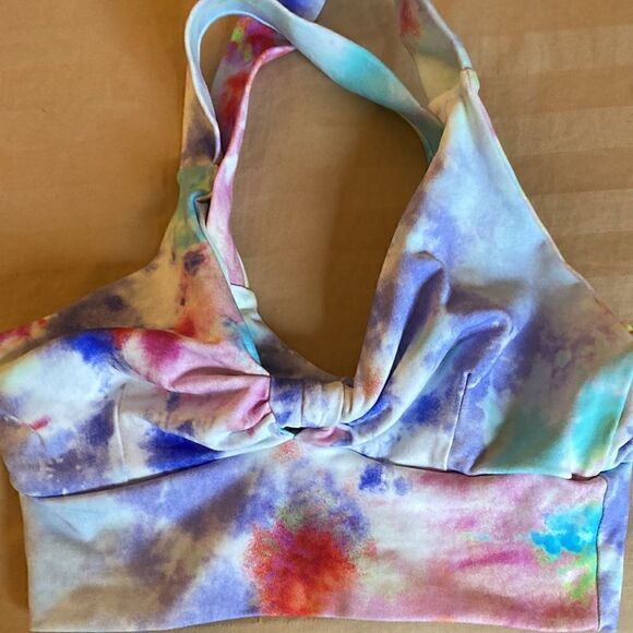 Shape Up Fitness Wear Multi color Pastel Bra with Front Twisted Knot. - Picture 1 of 5